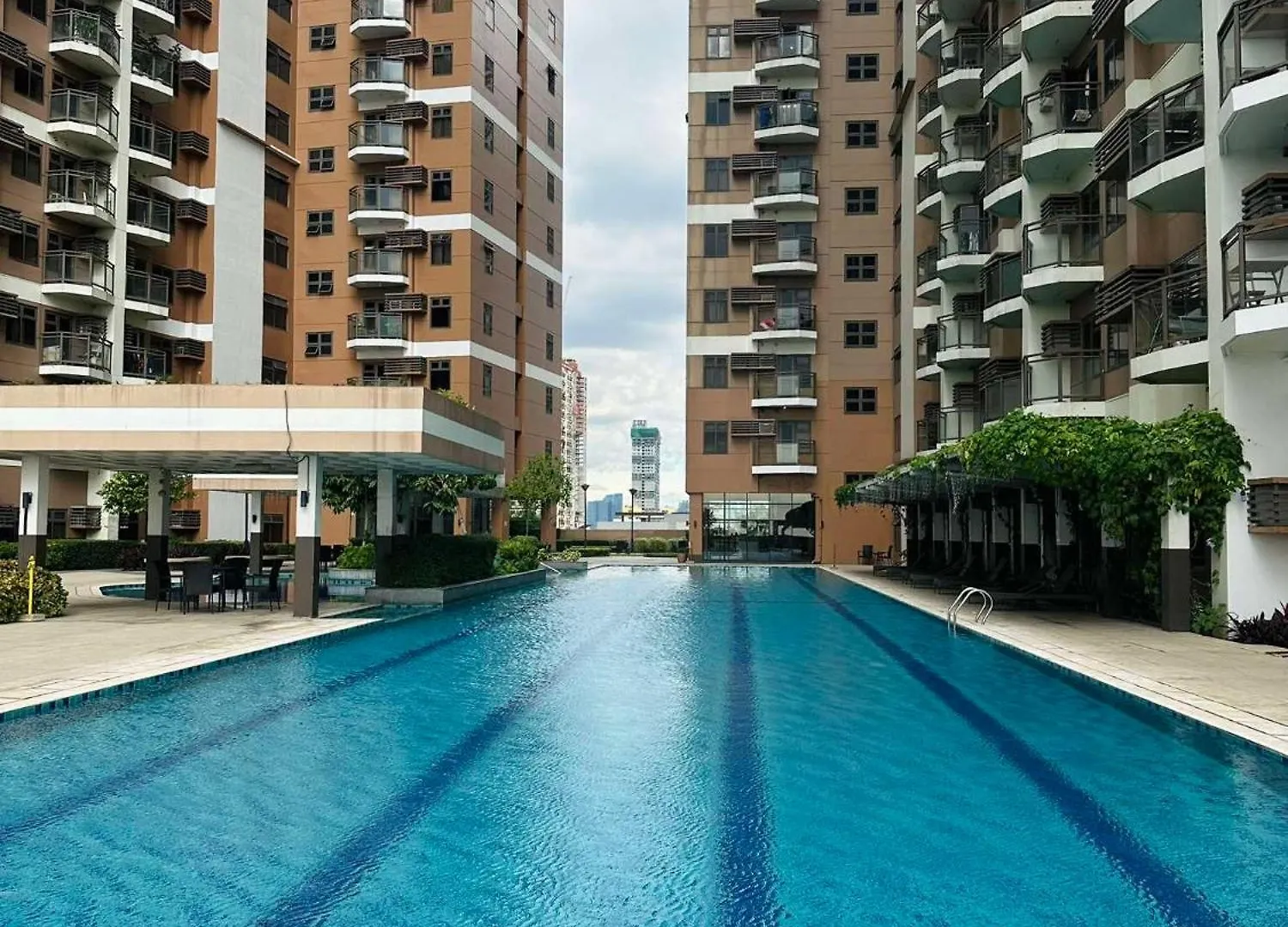 1 Bedroom Staycation In Pasay Manila